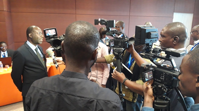 Conférence le 27 juin 2019 avec le Laboratoire Enval à Abidjan