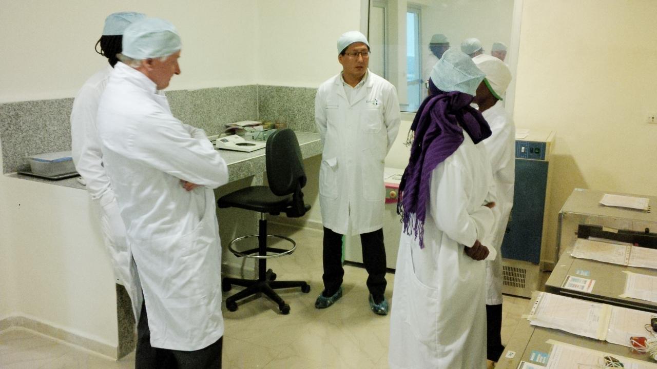 Laboratoire ENVAL, Abidjan 22 avril 2015